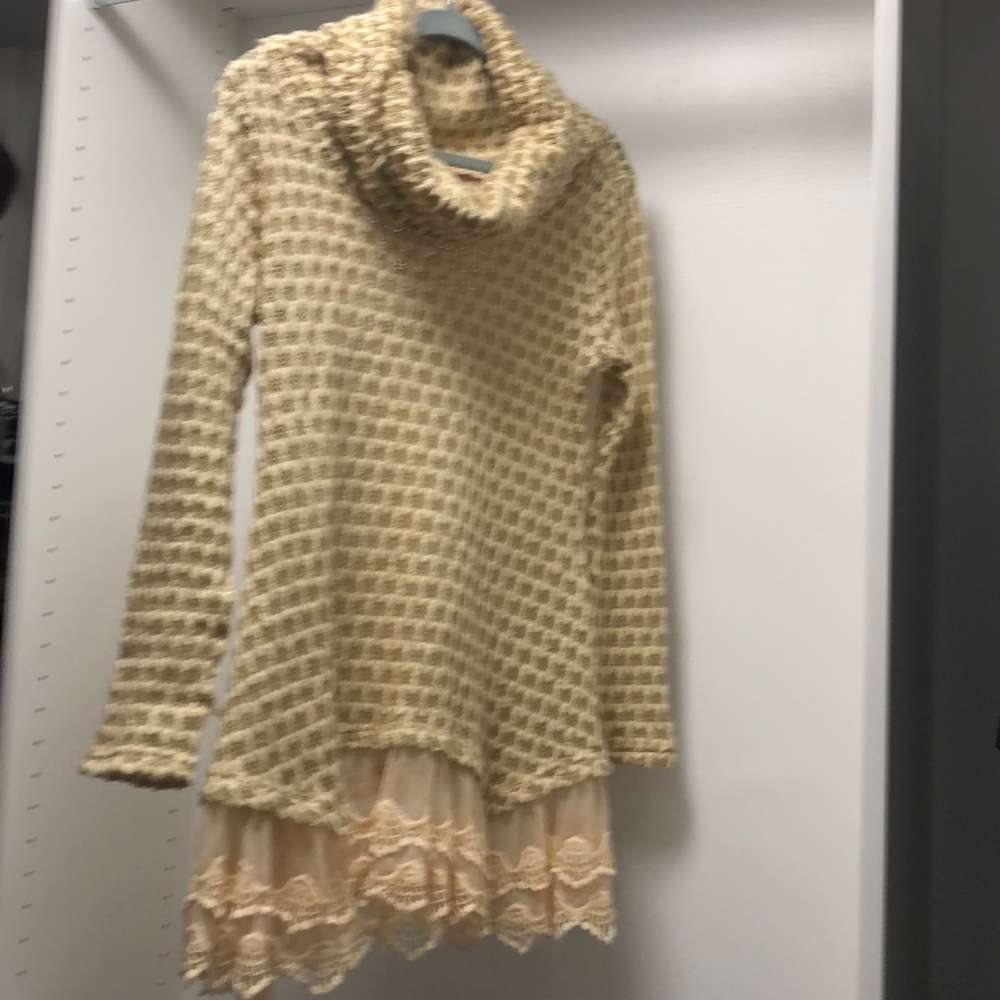 Altard State Tunic Sweater
